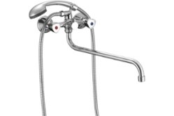 Смеситель для ванны длинный излив 350 мм Milardo Tring TRISB02M10