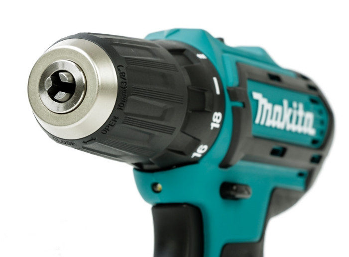 Шуруповерт аккумуляторный Makita DF331DWYE Шуруповерт аккумуляторный Makita DF331DWYE