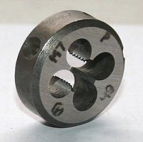 Плашка М 7х1,0 Плашка М 7х1,0