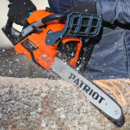Пила цепная бензиновая Patriot 3816 (220105510/4510) Пила цепная бензиновая Patriot 3816 (220105510/4510)