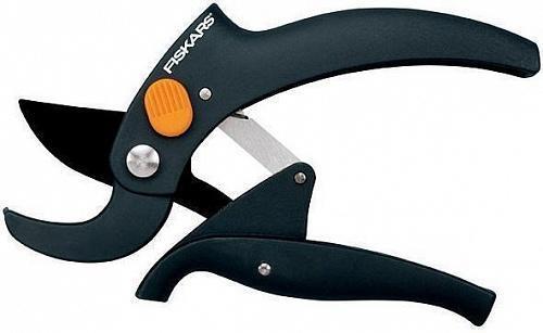 Секатор контактный рычажный Fiskars 111330 Секатор контактный рычажный Fiskars 111330